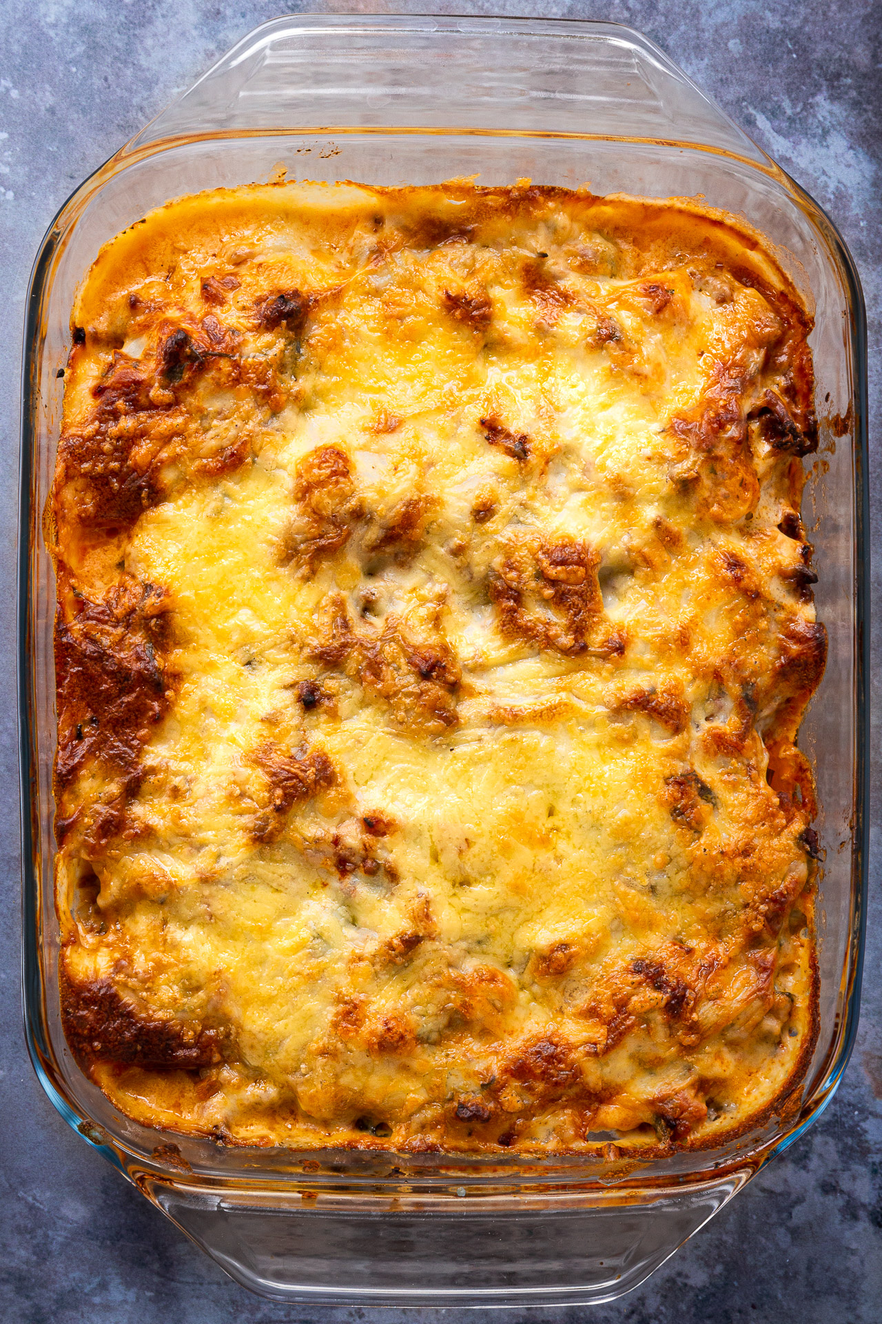 CAULIFLOWER CHEESE BAKE WITH MINCE